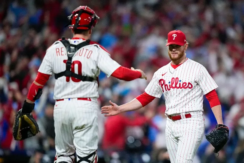 AP Phillies venció a Atlanta en el juego 1