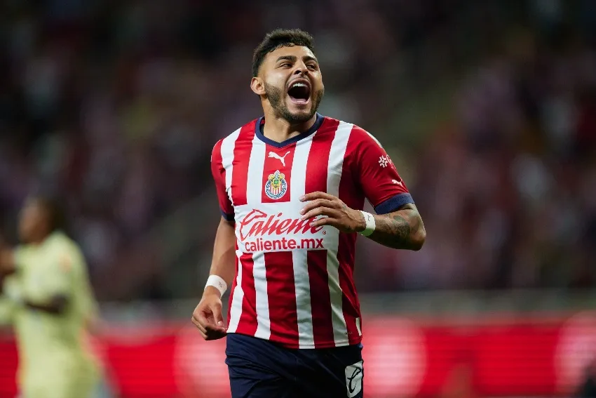 MEXSPORT Vega en un partido de las Chivas