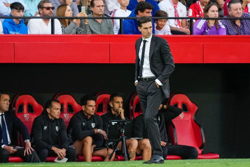 AP Diego Alonso en su debut como DT de Sevilla