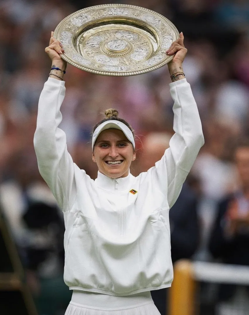 @marketavondrousova Marketa Vondrousova clasificó al WTA Finals de Cancún