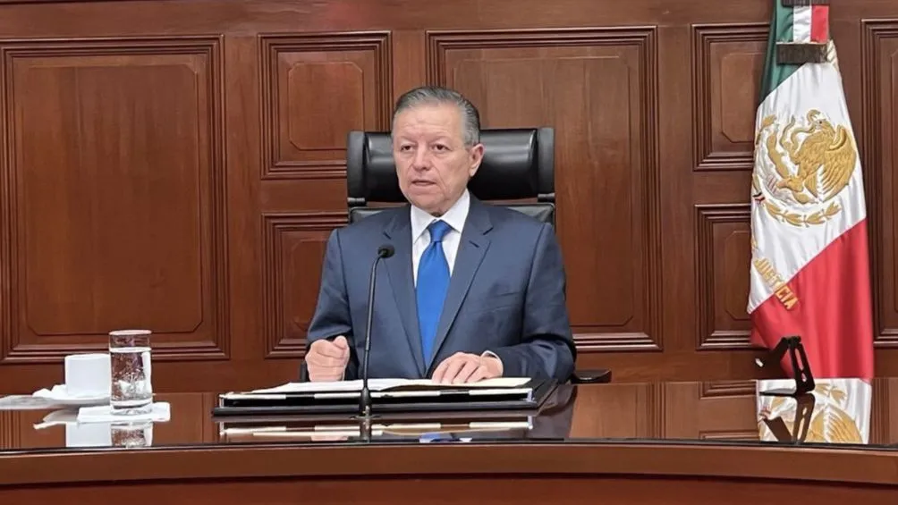 TWITTER: @ArturoZaldivarL Arturo Zaldívar