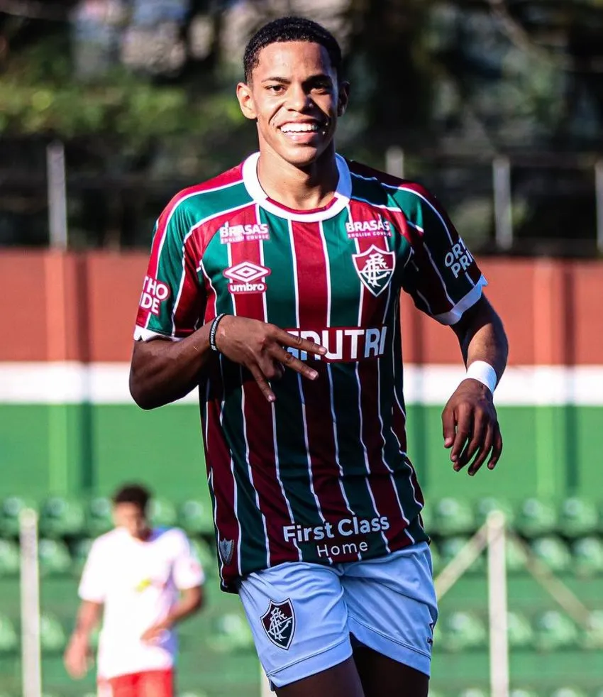 @matheusreis_07 Matheus Reis, mexicano de nascimiento, ganó la Libertadores