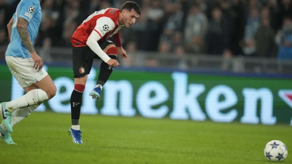 AP De zurda, Giménez estuvo cerca de abrir el marcador