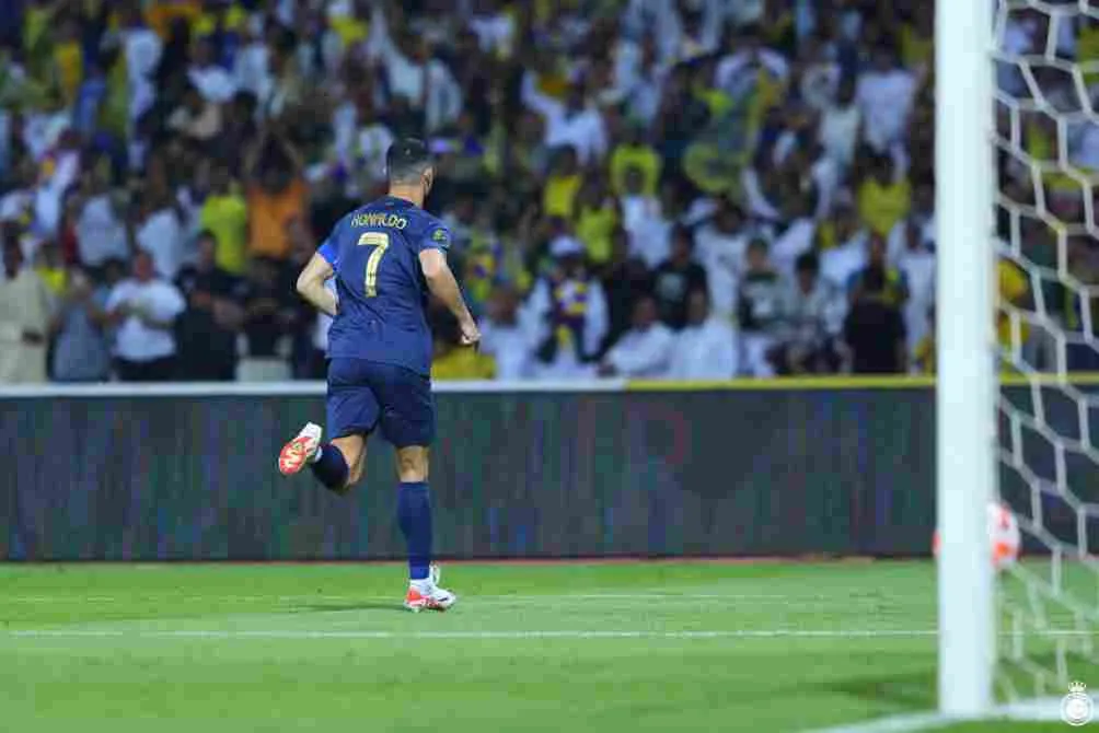 TWITTER: @AlNassrFC_EN Ronaldo tras marcar el tercer gol del encuentro