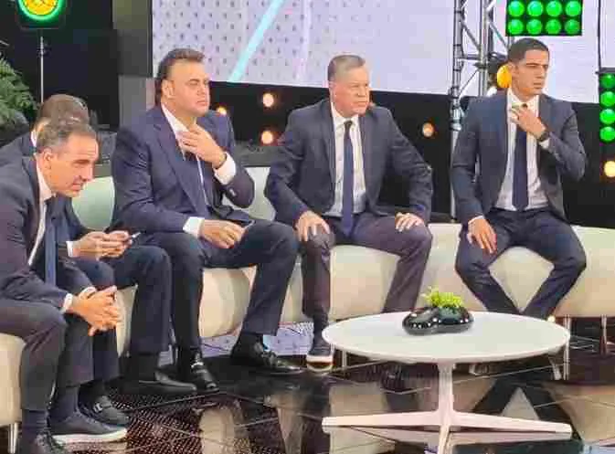 TWITTER: @DavidFaitelson_ Faitelson en su nueva casa