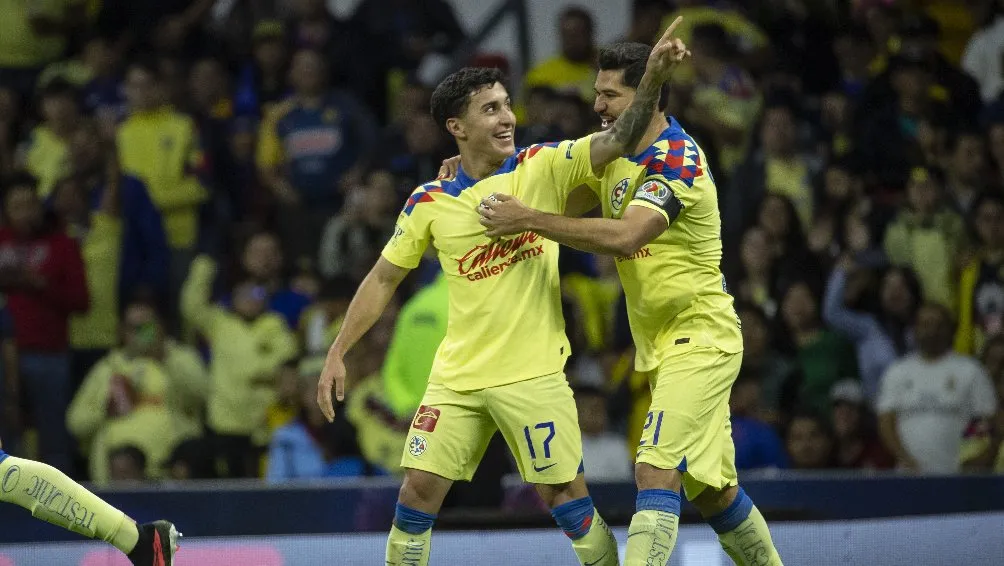 MEXSPORT Zendejas y Henry festejan un gol