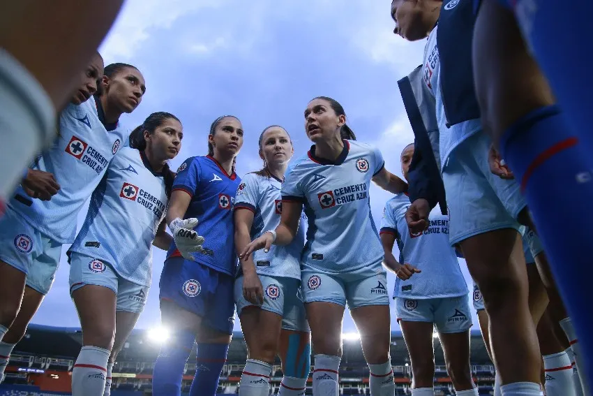 MEXSPORT Norma Palafox en un partido de Cruz Azul Femenil