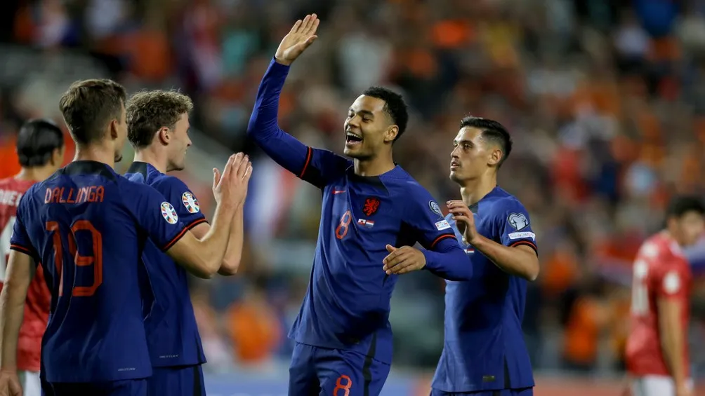 AP Países Bajos celebra su triufo