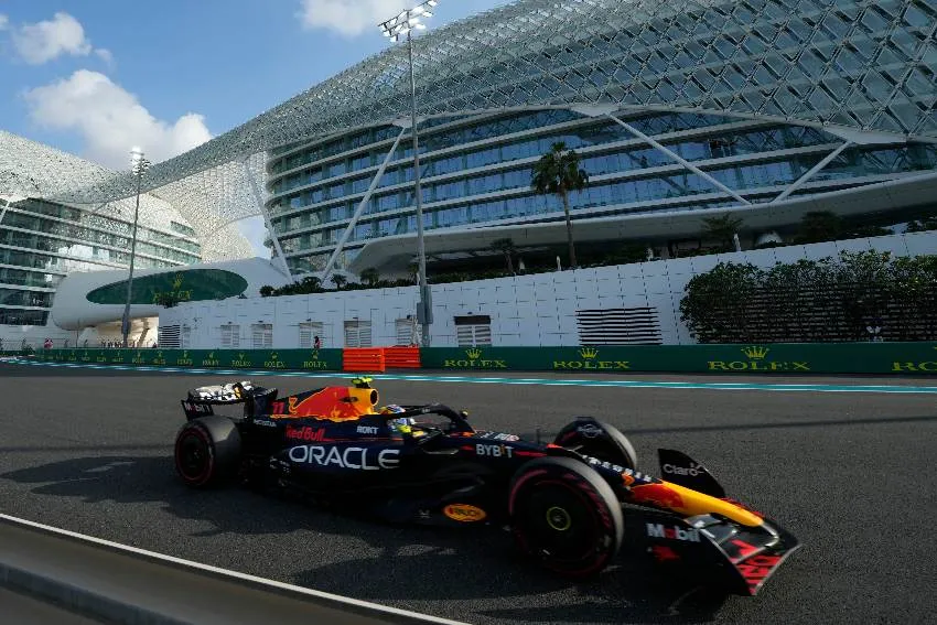 AP Checo Pérez en el GP de Abu Dhabi