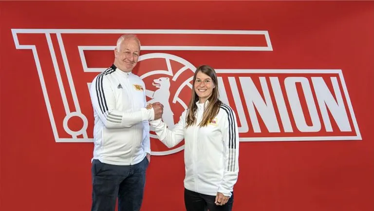 AP Marco Grote y Marie-Louise asumiendo el cargo