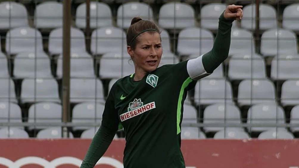 AP Marie-Louise Eta en su etapa como jugadora