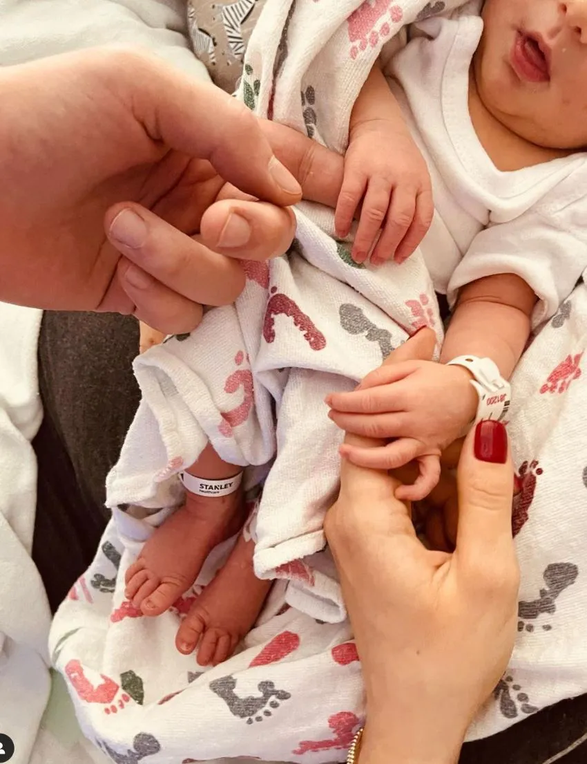 @anamariagoltes Bebé de Doncic en su alumbramiento