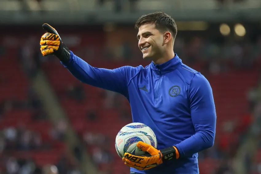 MEXSPORT Sebastián Jurado en entrenamiento con Cruz Azul