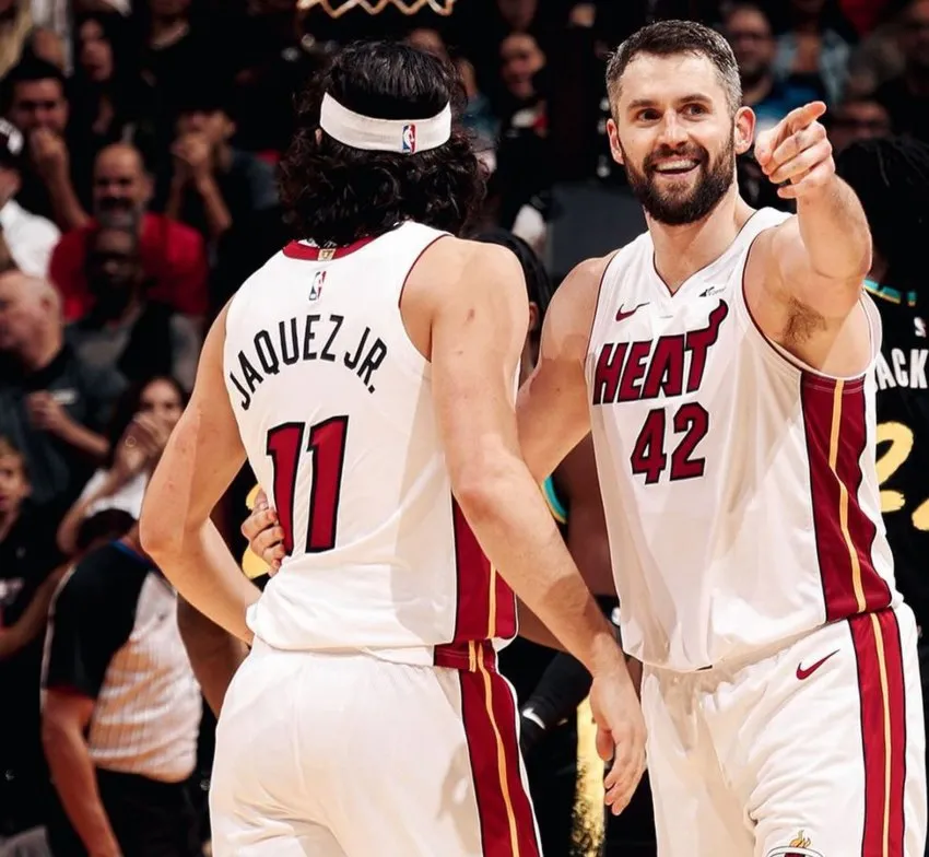 INSTAGRAM: @miamiheat