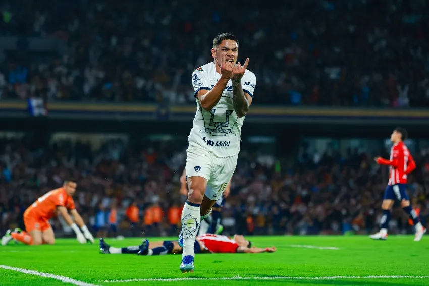 MEXSPORT Fernández con el gol de la victoria