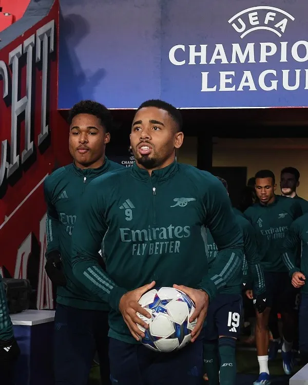 INSTAGRAM @arsenal Arsenal finalizó líder de su grupo