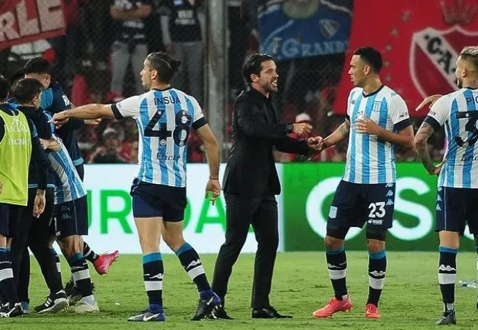 TWITTER @RacingClub El Argentino viajó a México