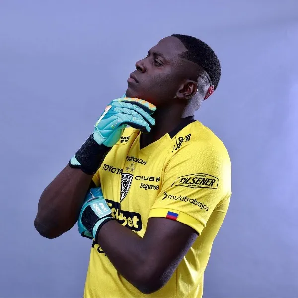 INSTAGRAM @independientedelvalle Moisés Ramírez podría unirse a Cruz Azul