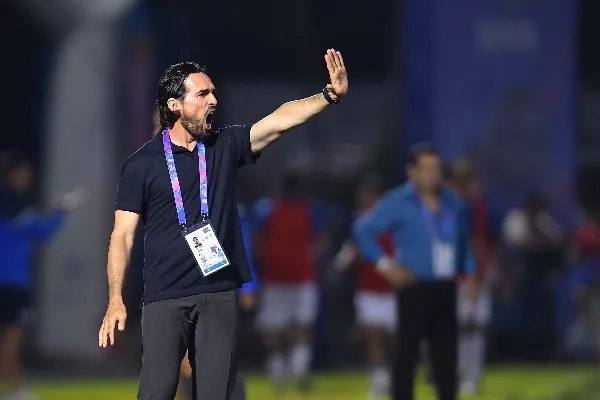 MEXSPORT Gerardo Espinoza dirigiendo en la Liga de Expansión