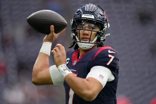 AP C.J. Stroud jugando con los Texans