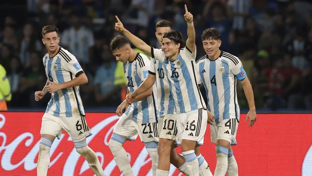 AP Luka con la selección Argentina