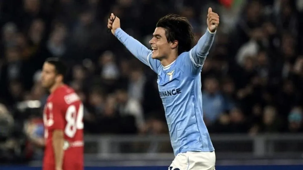 AP Romero celebra un gol con la Lazio