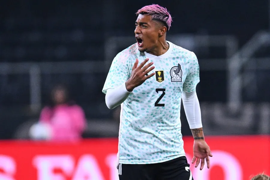 MEXSPORT Julián Araujo con la Selección Mexicana