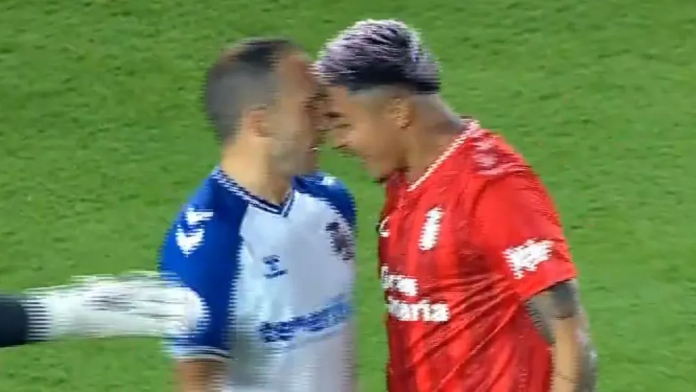 CAPTURA DE PANTALLA: VIDEO Julián Araujo se hizo expulsar