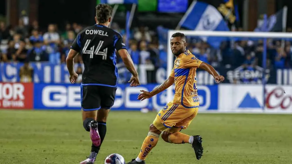 MEXSPORT Cowell cerrará su fichaje con Chivas