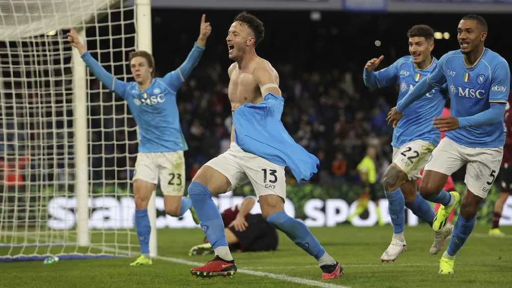 AP Napoli sacó la victoria