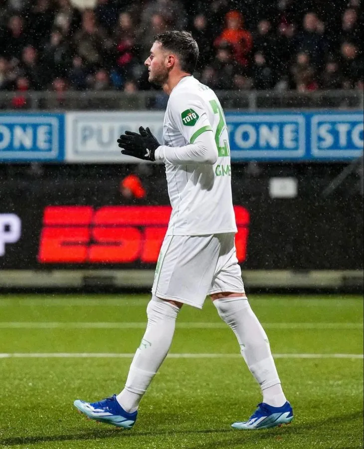 INSTAGRAM: @feyenoord Santiago Giménez festejando un gol con Feyenoord