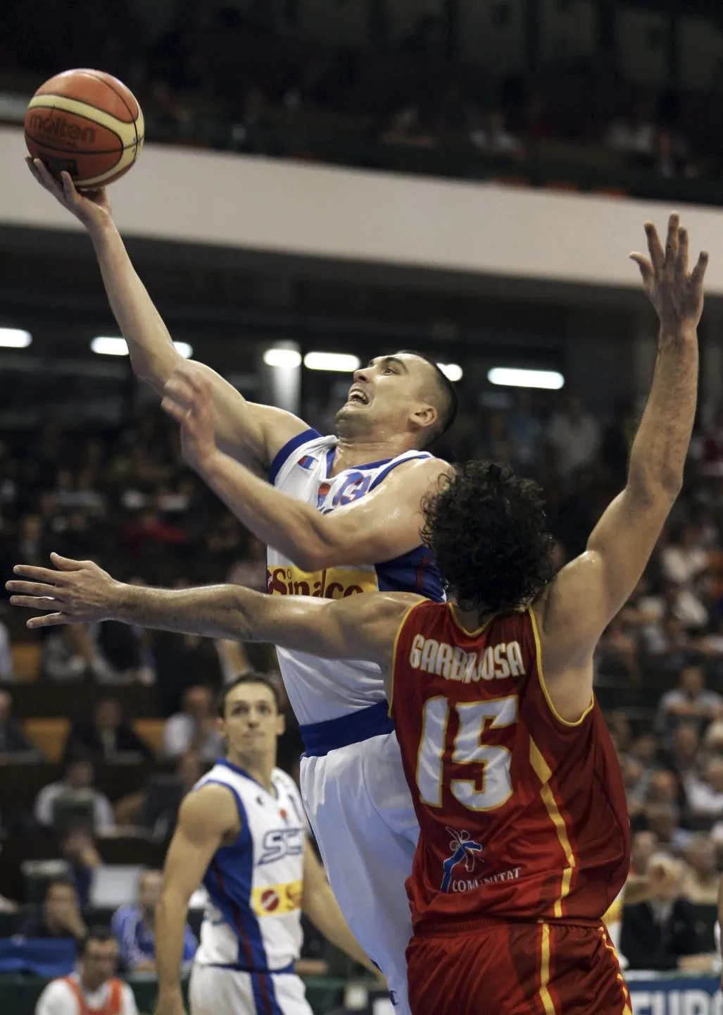 AP Dejan Milojević en su etapa de jugador