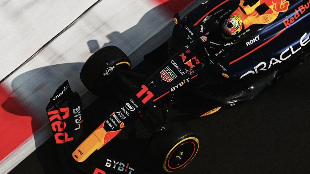 TWITTER: @SChecoPerez Pérez en su monoplaza