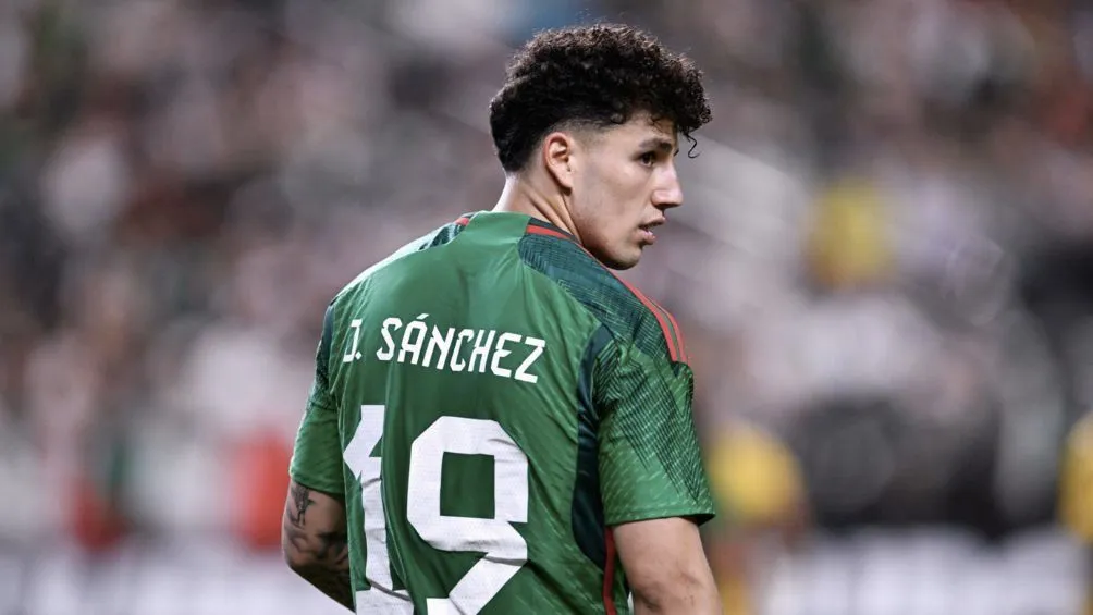 MEXSPORT El lateral con la Selección Mexicana