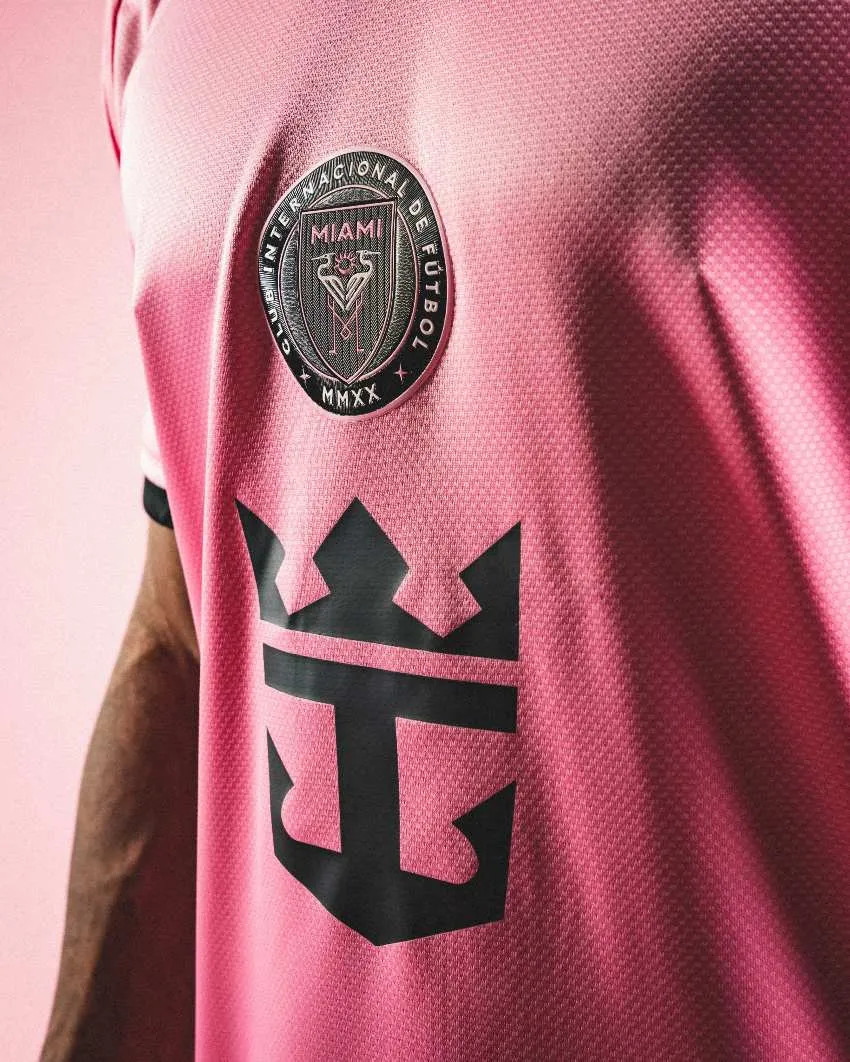 @InterMiamiCF Nuevo jersey de Inter Miami