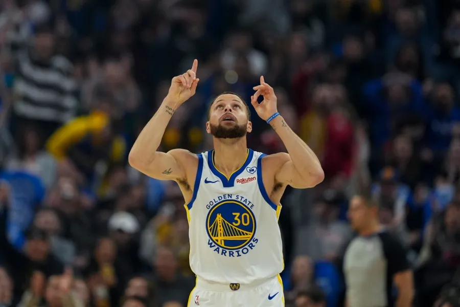 AP Stephen Curry competirá ante Sabrina Ionescu