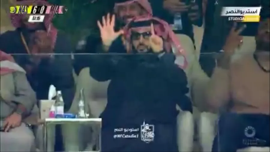 CAPTURA DE PANTALLA: VIDEO Turki Sheikh le hizo burla a Lionel Messi