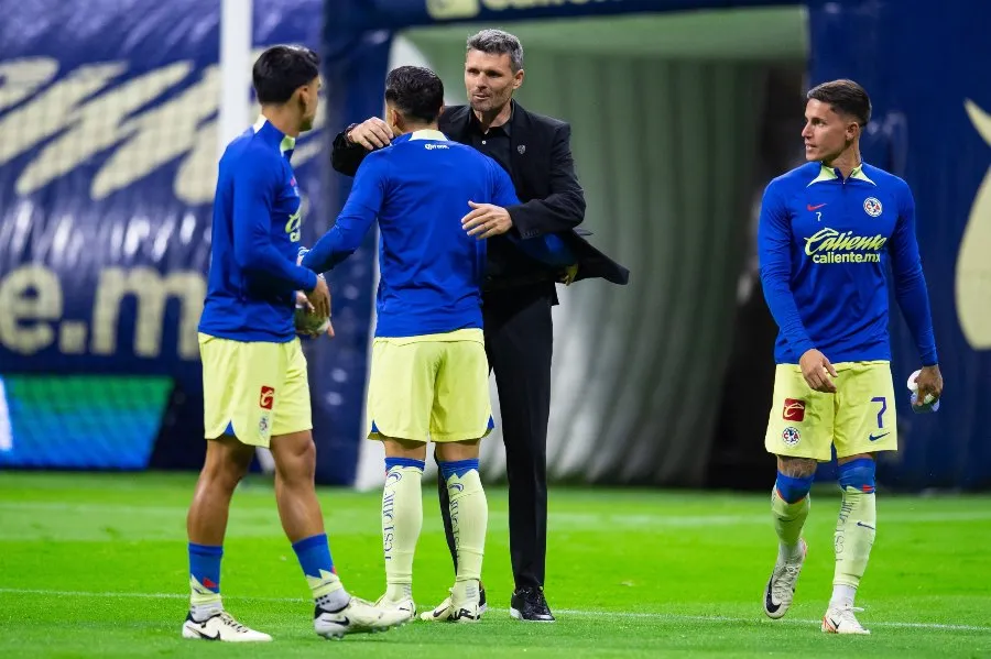 MEXSPORT Fernando Ortiz saludó a sus antiguos jugadores