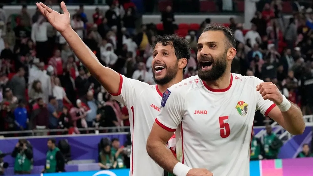 AP Jordania celebra su pase a la Final