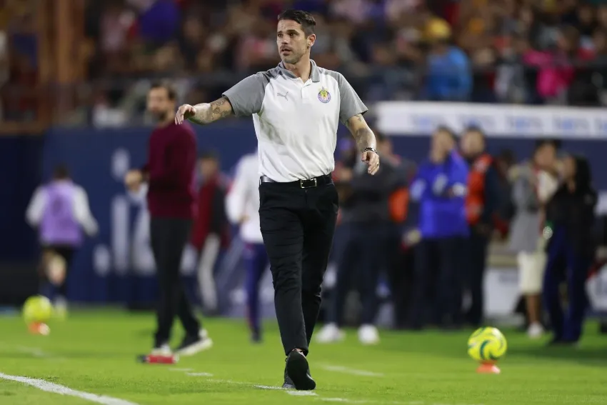 MEXSPORT Dirigiendo al equipo