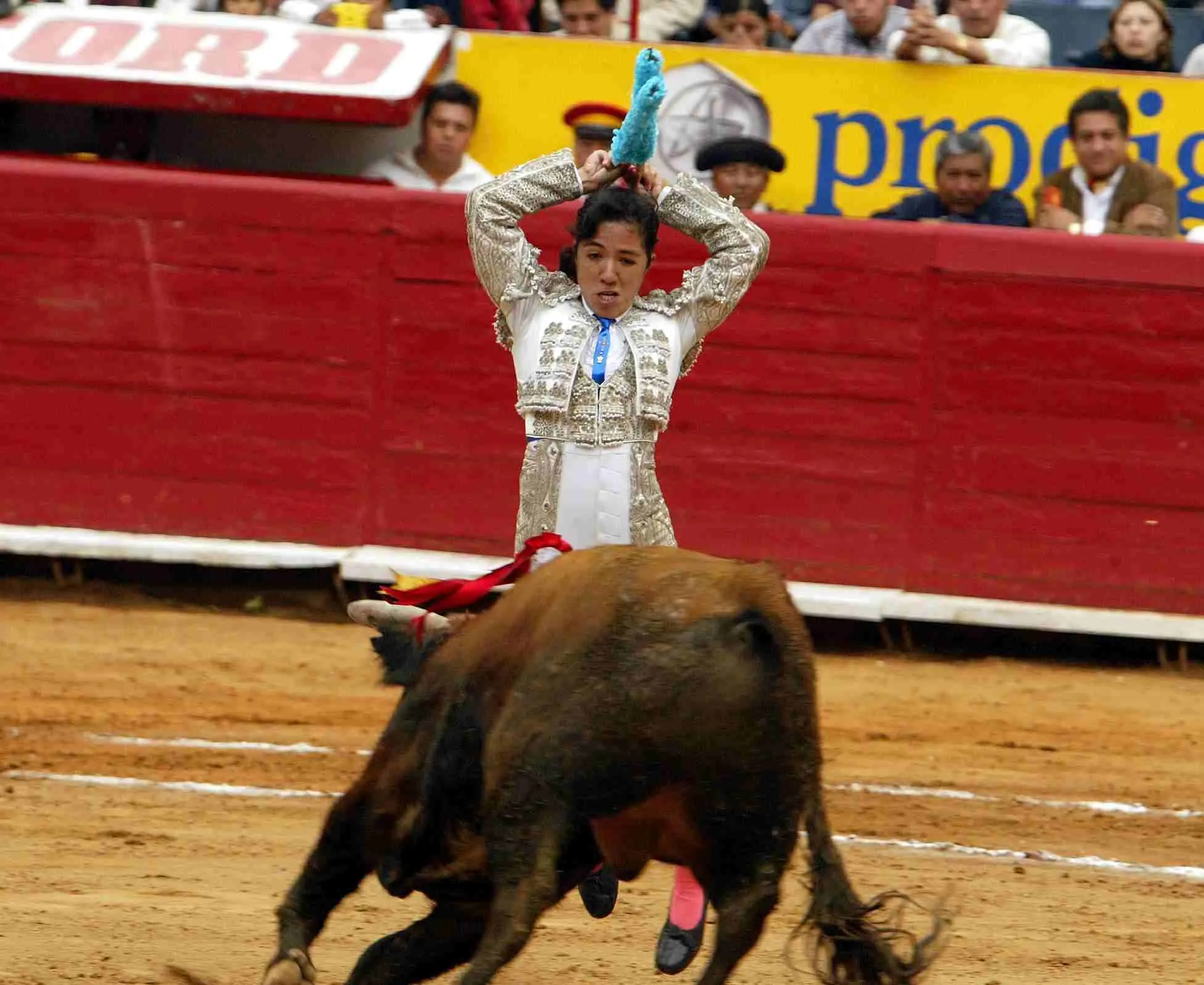 MEXSPORT Hilda Tenorio como novillera