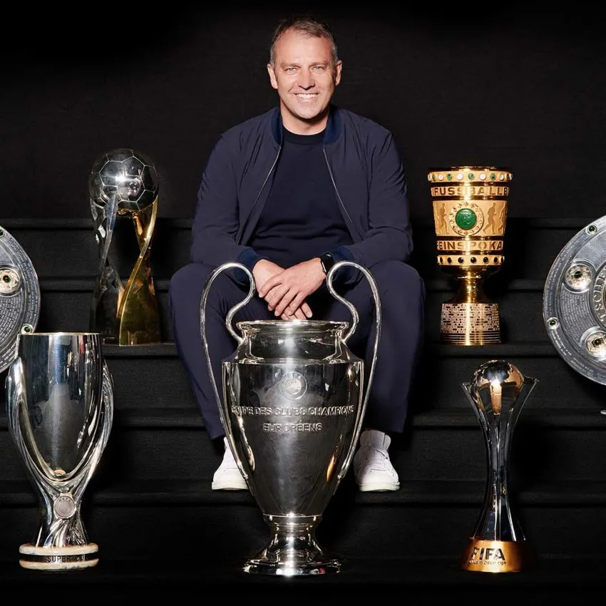 FCBAYERNMUNICH.COM Hansi Flick logró doblete con Bayern en 2020