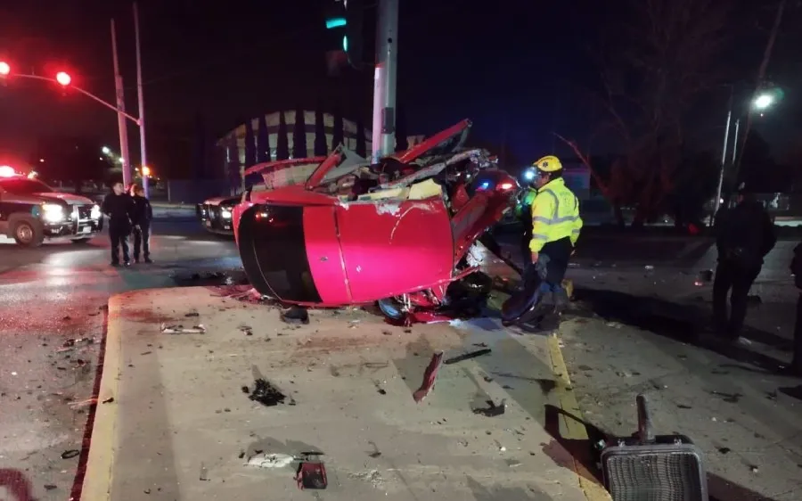 FACEBOOK: Netnoticias.mx Así quedó el auto de Chávez