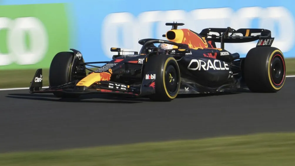 AP El RB19 de Verstappen en un GP de la temporada pasada