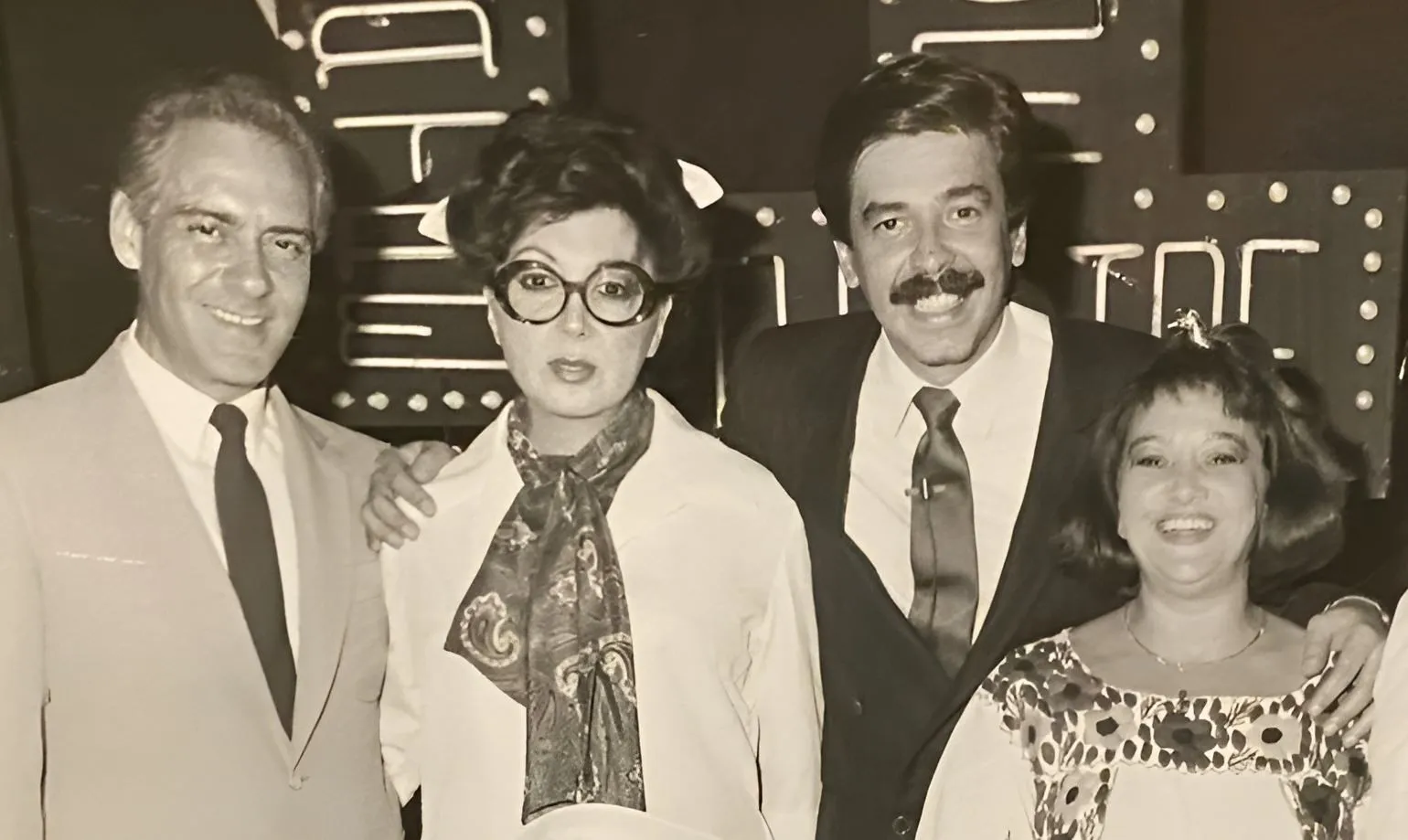 FB: @ortizdepinedoficial Sus amigos lo recordaron por medio de las redes.