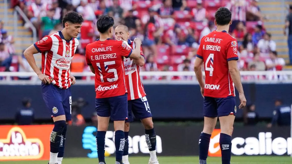 IMAGO7 Chivas tiene 3 derrotas consecutivas