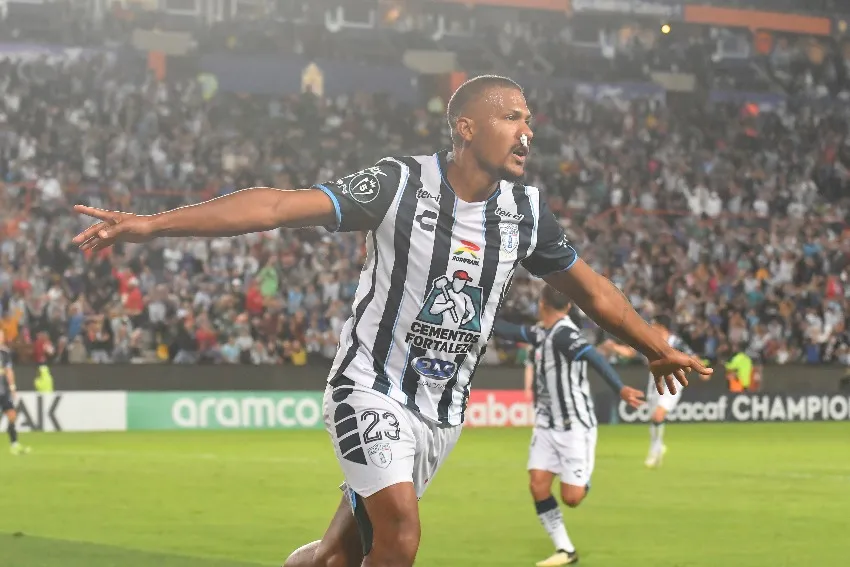 IMAGO7 Tuzos goleó a Philadelphia en los Octavos