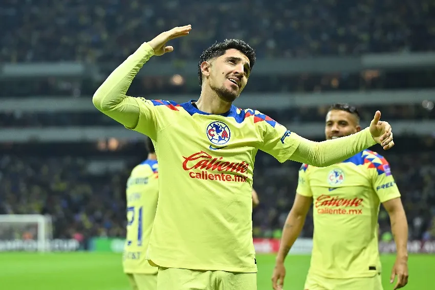 IMAGO7 Diego Valdés en el Clásico Nacional vs Chivas