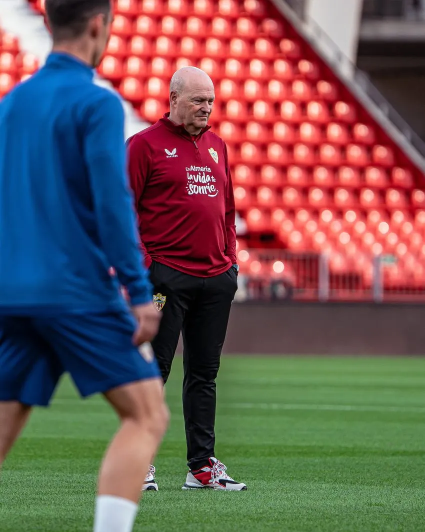 CAPTURA DE PANTALLA: @U_D_Almeria Pepe llegó al cuadro español esta semana