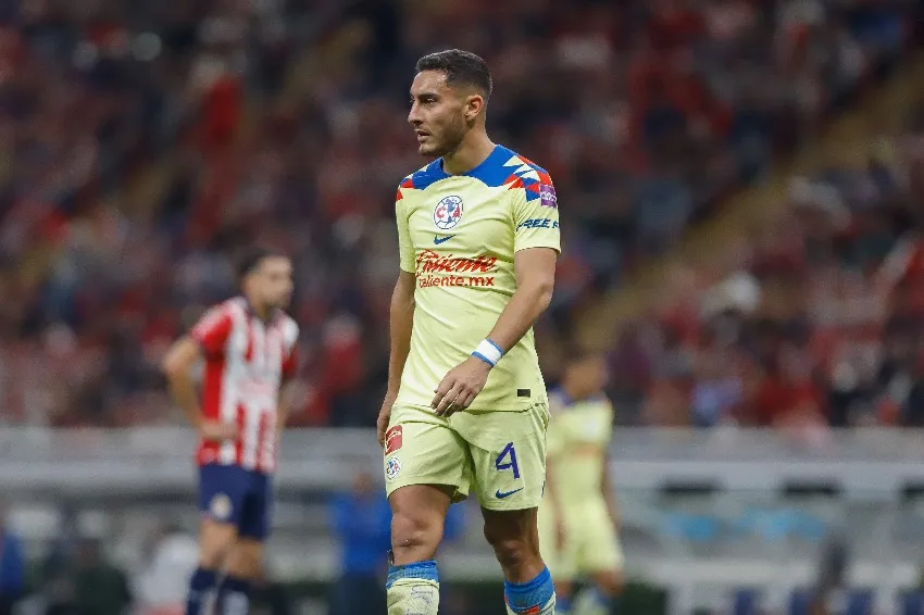 IMAGO7 Sebastián Cáceres en un partido de América